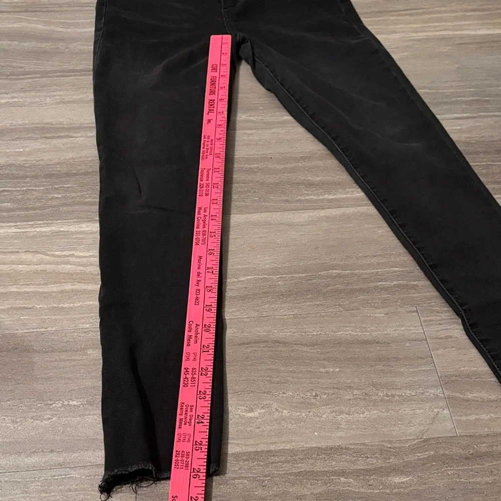 Joe's Jeans Women's Black Skinny Raw Hem Jeans